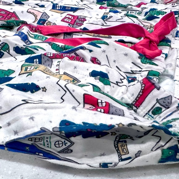 NWT Snow Skiing Village Flannel Pajama Set ❄️ Lounge Pants w/ Pockets & LS Shirt - Picture 15 of 16